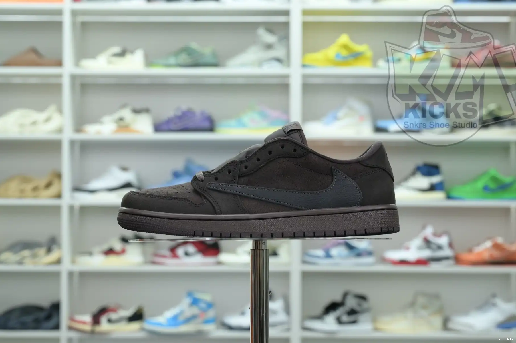 1 Jordan Brown” Jordan x Kimikick Scott OG“Velvet Air Low Travis 0811